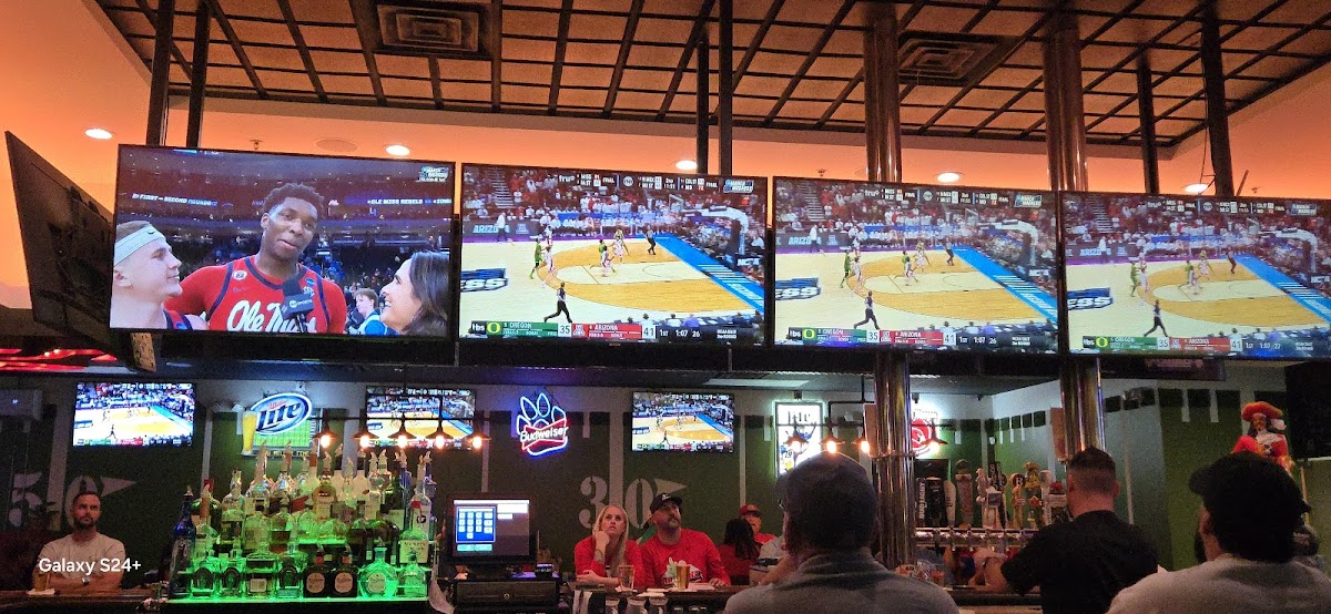 Famous Sam's